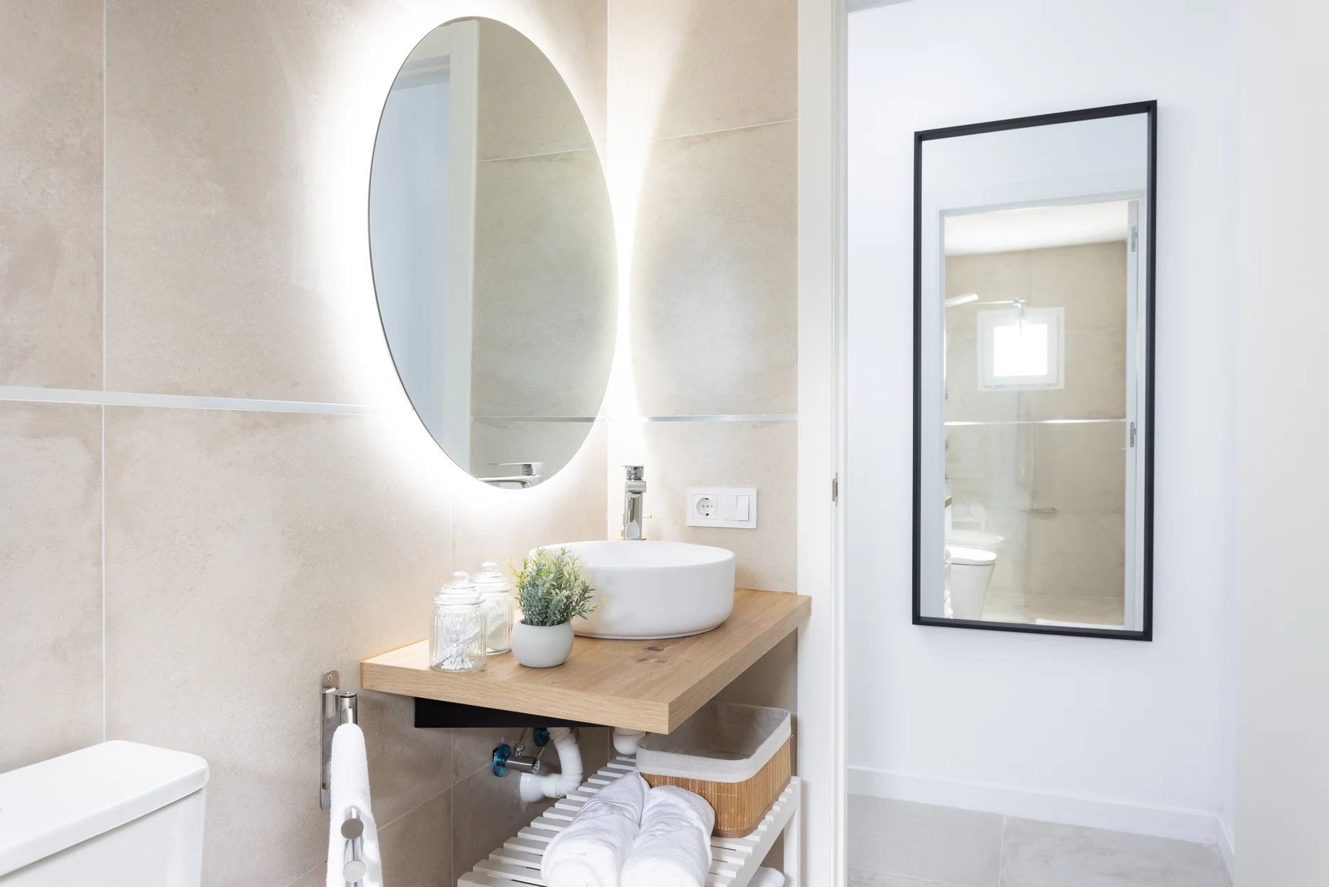 Bathroom view 6